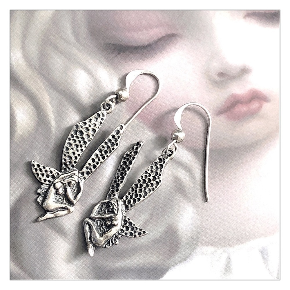 VINTAGE Sterling Silver Artisan Hammered Fairy Earrings